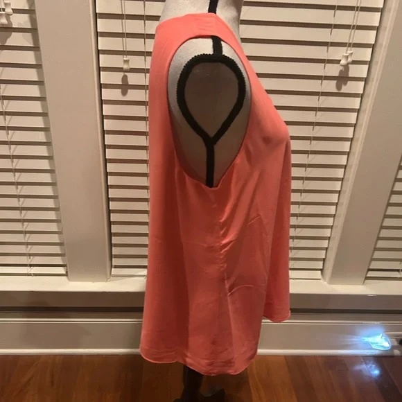 Cato Coral Sleeveless V-Neck Tank Top - Picture 2 of 6